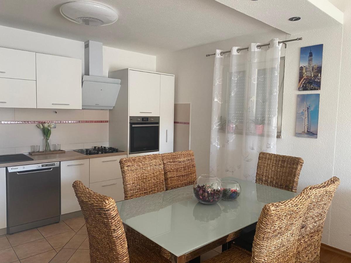 Apartment Tina ロゴズニッツァ エクステリア 写真