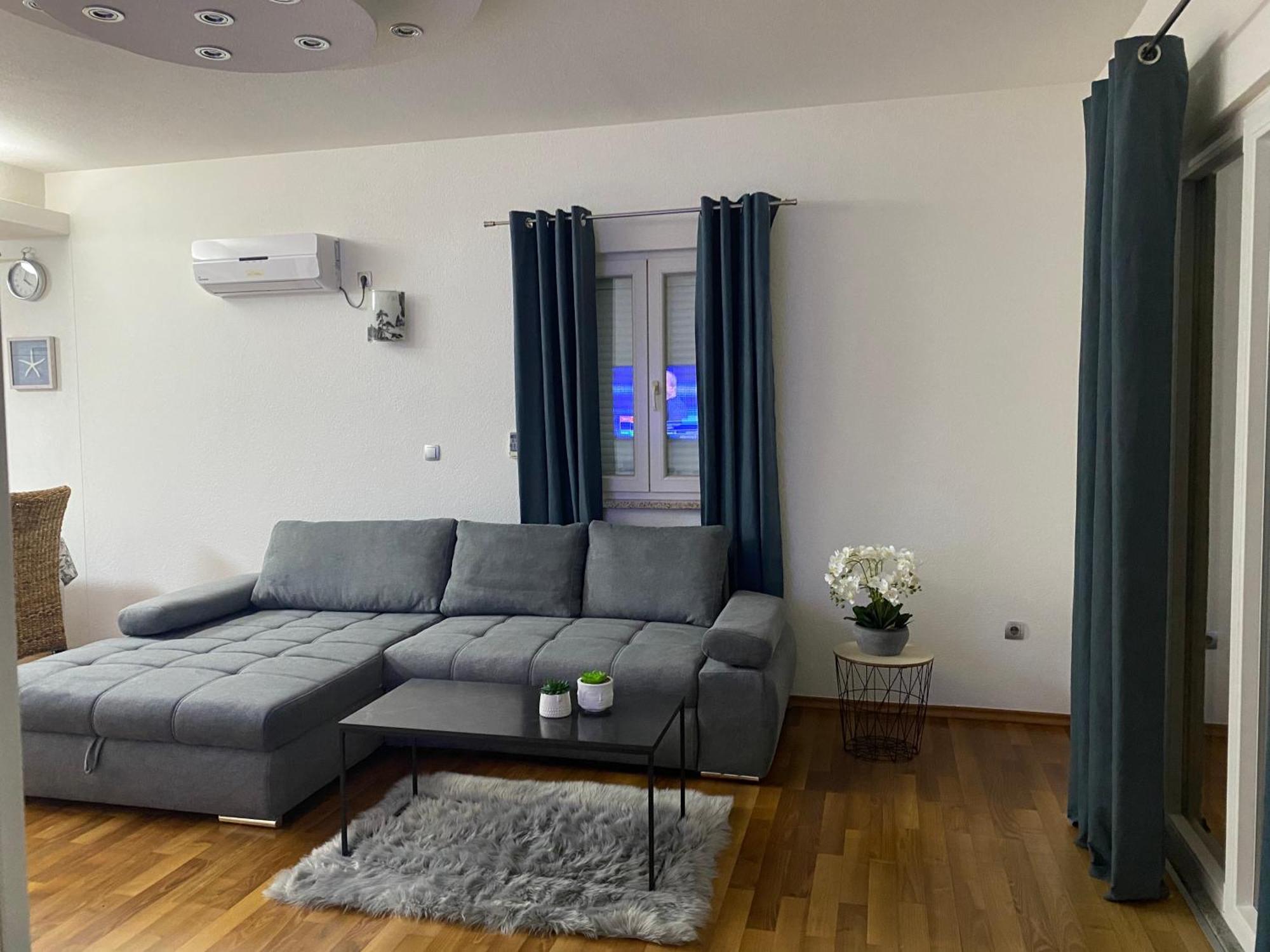 Apartment Tina ロゴズニッツァ エクステリア 写真